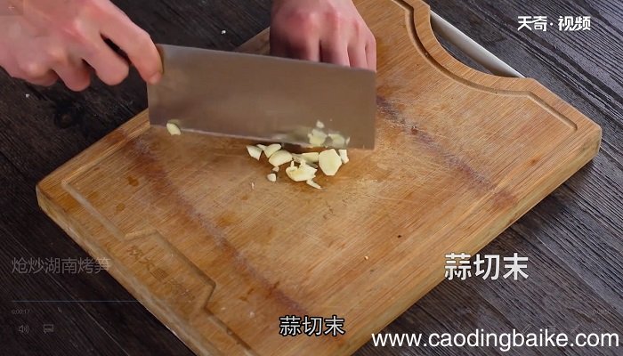 炝炒湖南烤笋怎么做 炝炒湖南烤笋的做法
