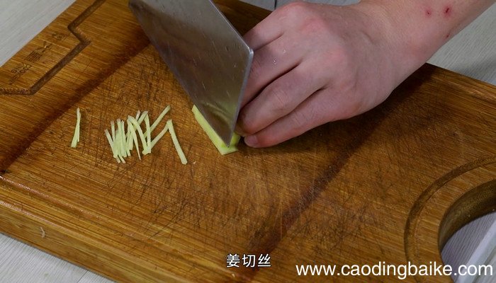 猪肉芹菜粉条怎么做 猪肉芹菜粉条的做法
