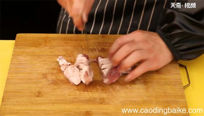 榴莲壳炖羊肉的做法 榴莲壳炖羊肉怎么做