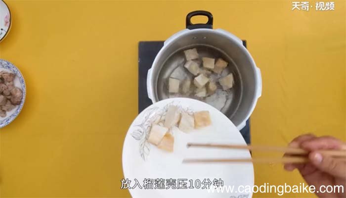榴莲壳炖羊肉的做法 榴莲壳炖羊肉怎么做