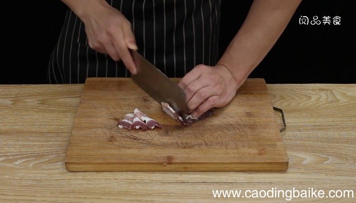 咸肉蒸土豆片的做法 咸肉蒸土豆片怎么做好吃