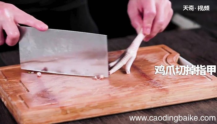 花胶炖鸡脚汤怎么做 花胶炖鸡脚汤