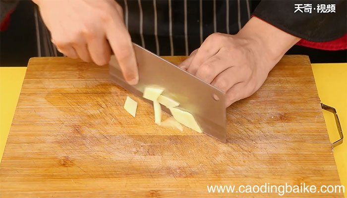 栗子红烧肉的做法 栗子红烧肉怎么做