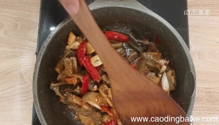 鳝鱼烧茄子的做法 鳝鱼烧茄子怎么做好吃