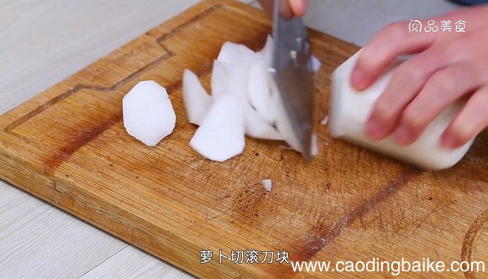 猪脚炖萝卜冬菇的做法 猪脚炖萝卜冬菇怎么做