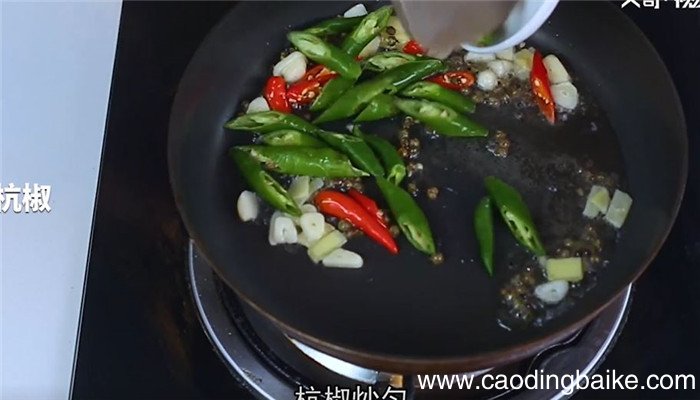 香酥草鱼怎么做 香酥草鱼的做法