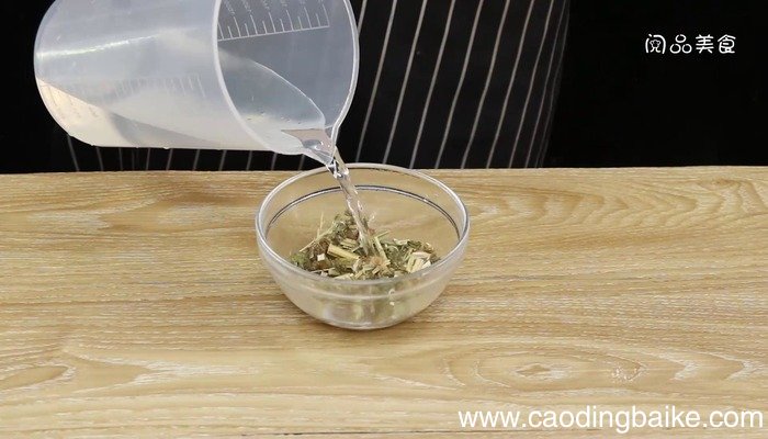 益母草鸡肉汤怎么做 益母草鸡肉汤怎么做好吃