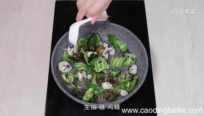 雪里蕻青椒炒墨鱼怎么做雪里蕻青椒炒墨鱼