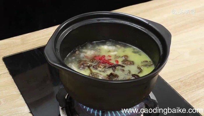 珍珠菇炖鸡怎么做 珍珠菇炖鸡怎么做好吃