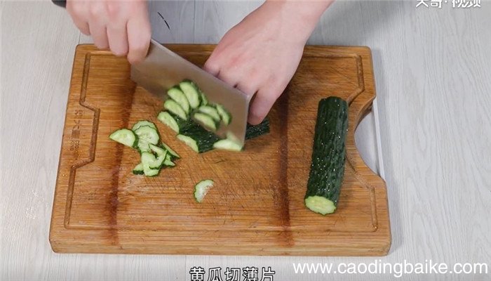 黄瓜炒鸡蛋怎么做 黄瓜炒鸡蛋的做法