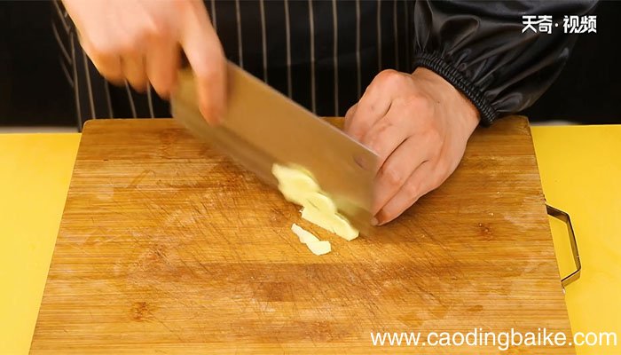 海带炖冻豆腐的做法 海带炖冻豆腐怎么做