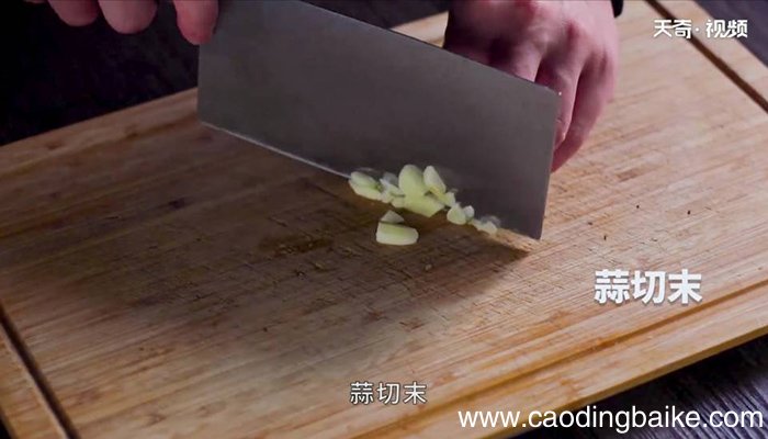 酸笋炒鸡胗怎么做 酸笋炒鸡胗