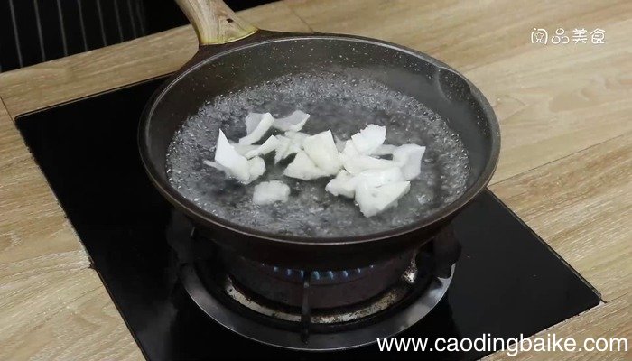 酸汤泡菜煮黄喉的做法 酸汤泡菜煮黄喉怎么做好吃