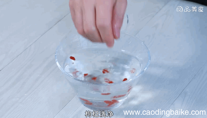松茸枸杞老鸭汤做法 松茸枸杞老鸭汤怎么做