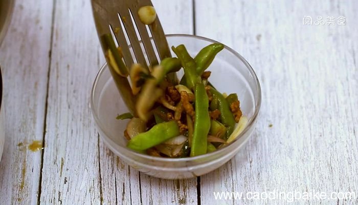 豆角蒸面条三不粘的做法豆角蒸面条三不粘怎么做