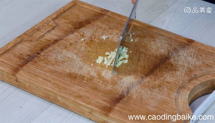 茼蒿炖豆腐做法 茼蒿炖豆腐怎么做
