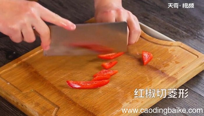 芦姜鸡片的做法 芦姜鸡片怎么做