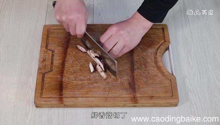 咖喱蟹肉炒饭怎么做 咖喱蟹肉炒饭