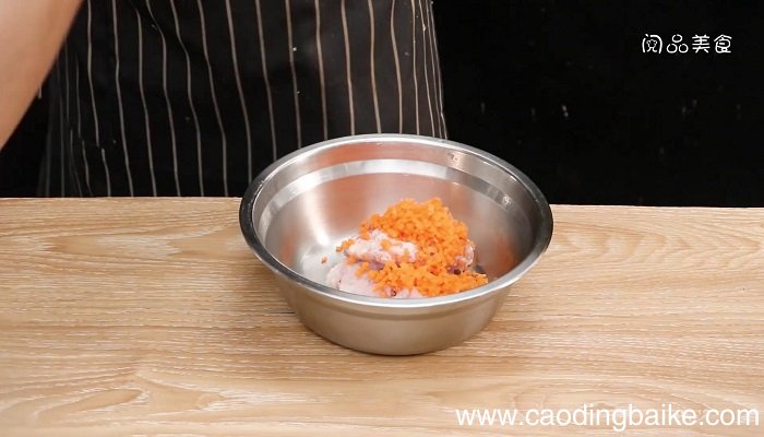 干炸鲜肉鱼丸子怎么做 干炸鲜肉鱼丸子做法
