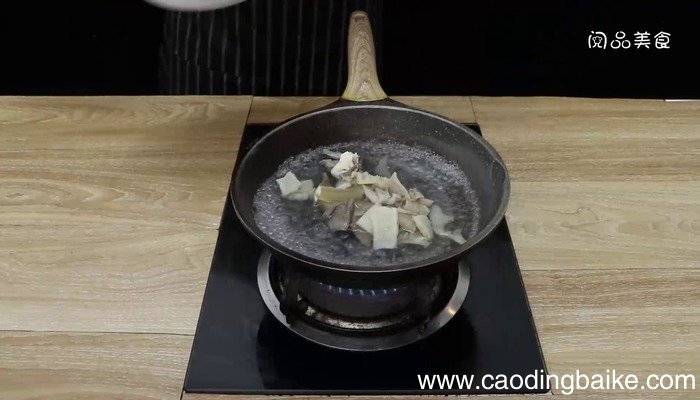 苦瓜牛杂煲的做法 苦瓜牛杂煲怎么做好吃