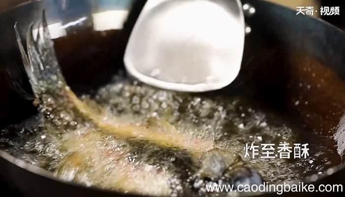 香糟鲫鱼怎么做 香糟鲫鱼的做法
