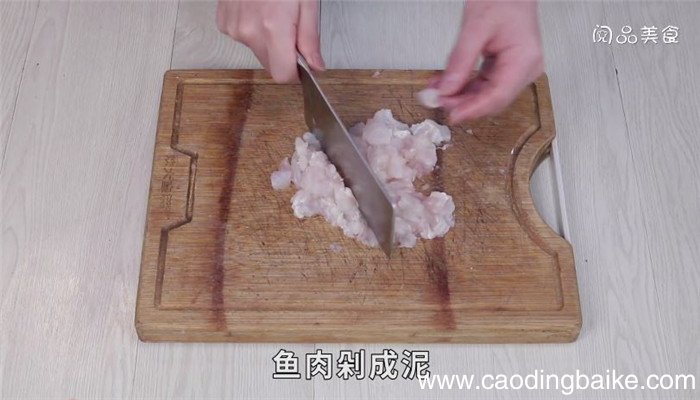 白菜蒸鱼卷怎么做 白菜蒸鱼卷做法是什么