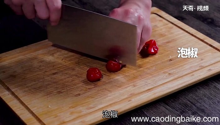 口味牛蛙的做法 口味牛蛙怎么做