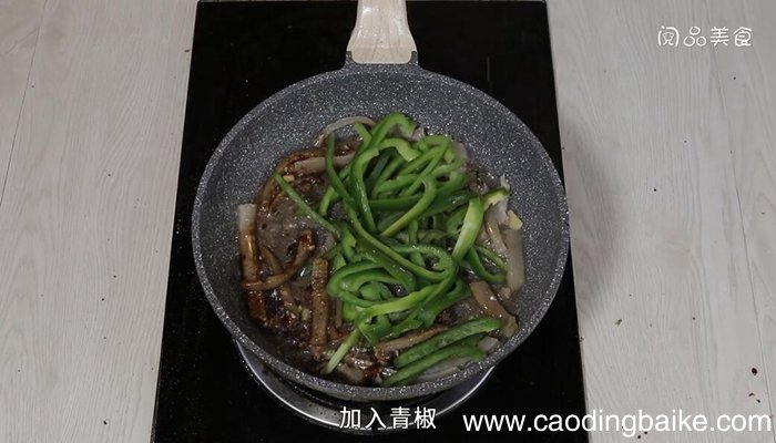 青椒爆猪皮的做法 青椒爆猪皮怎么做