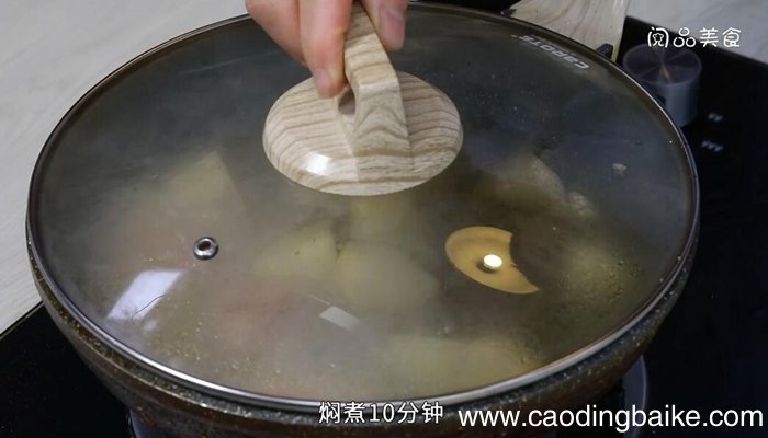 培根大蒜焖土豆做法 培根大蒜焖土豆怎么做