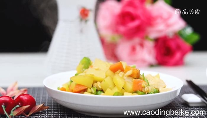 胡萝卜土豆鸡丁的做法胡萝卜土豆鸡丁怎么做